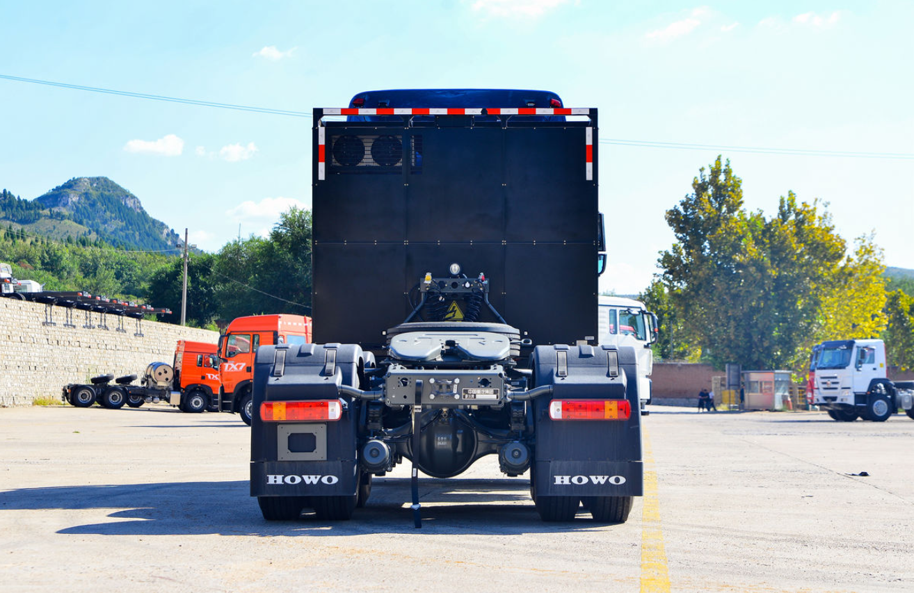 China Heavy-Duty HOWO TX Truck 25T 6X4 Pure Electric Traction Vehicle 