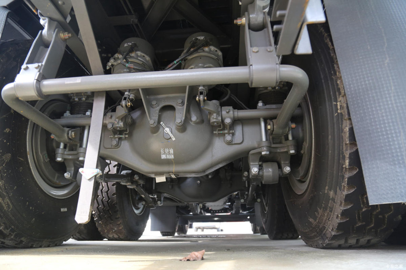 Heavy-duty truck HOWO TX from Heavy-Duty HOWO 8X4 5.6 meters pure electric dump truck 