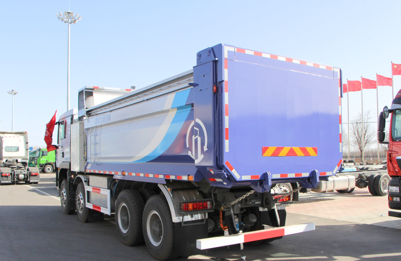 Heavy-duty truck HOWO TX from Heavy-Duty HOWO 8X4 5.6 meters pure electric dump truck 