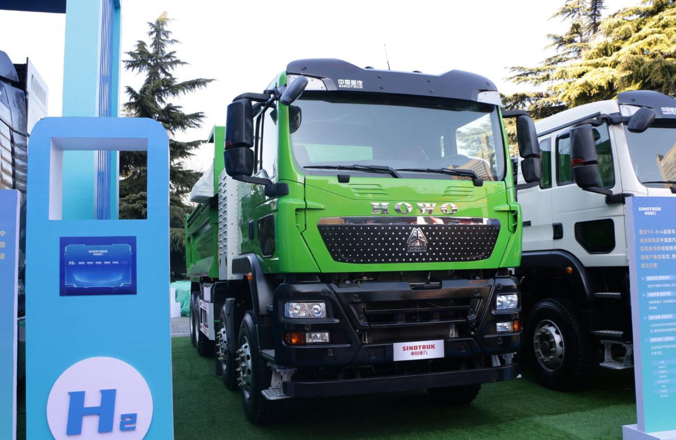 Sprinkler trucks ordered by Saudi Arabian customers